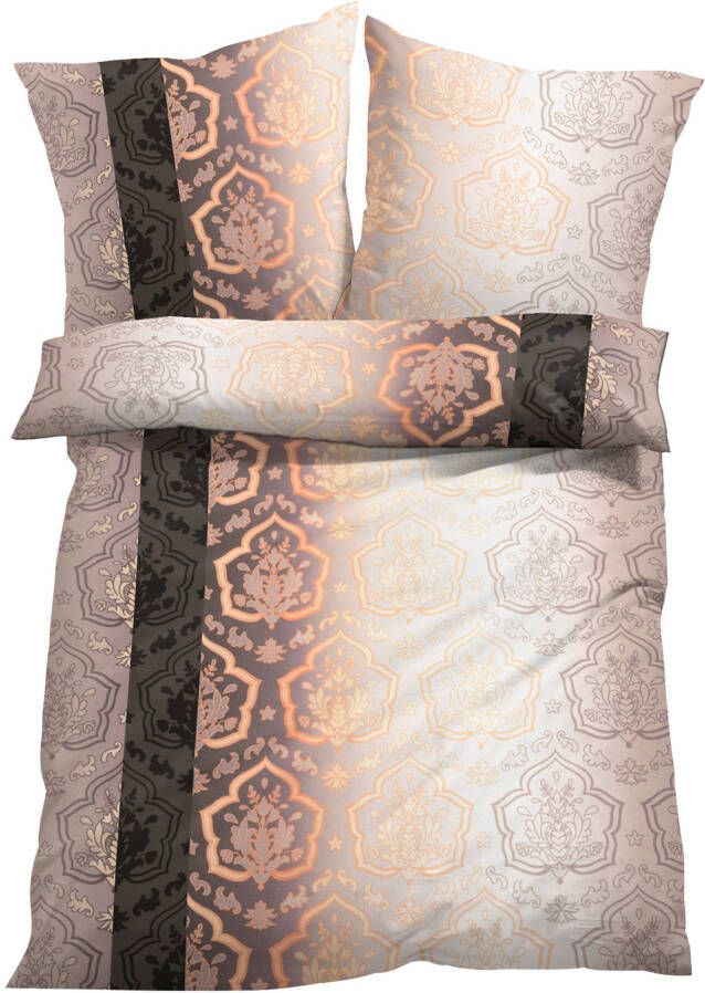 bonprix Dekbedovertrek met ornamenten